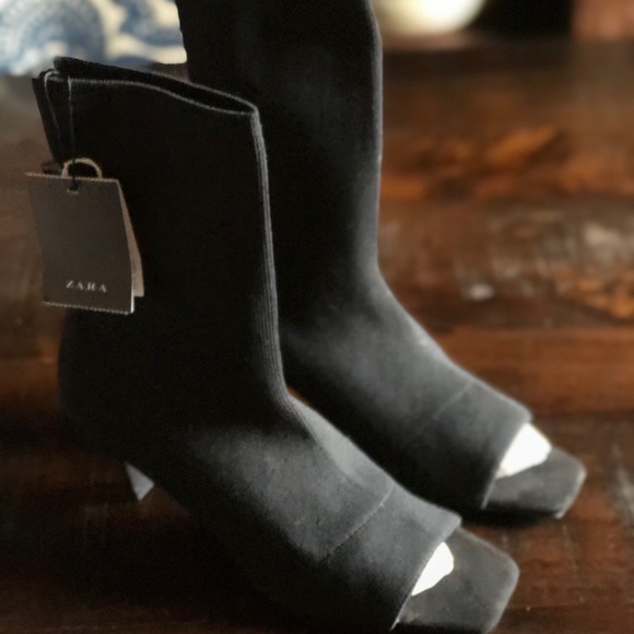New Zara Black Stretch Ankle Sock Boots -Size 7.5 - Picture 5 of 9